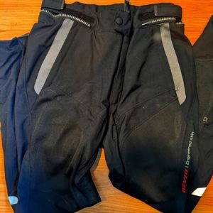 Revit men's motorcycle padded pants. Size 39.